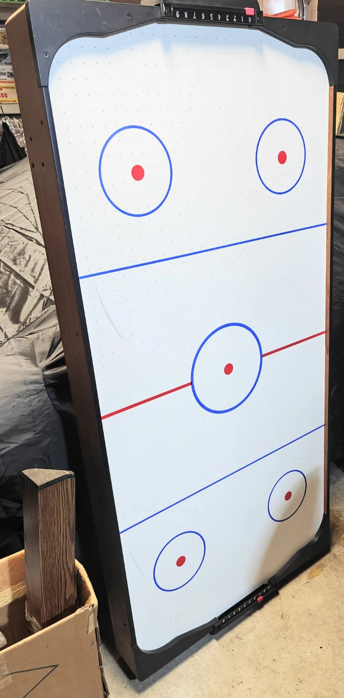 Air Hockey Table