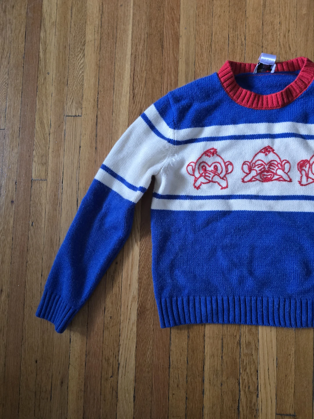 Three Monkeys Graphic Sweater - photo 2