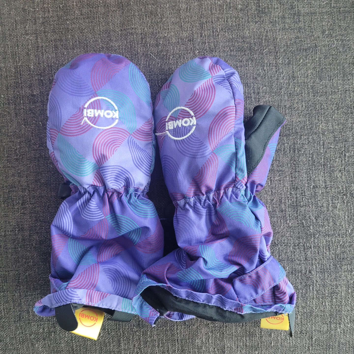 Kombi Children's Mittens Size L/G
