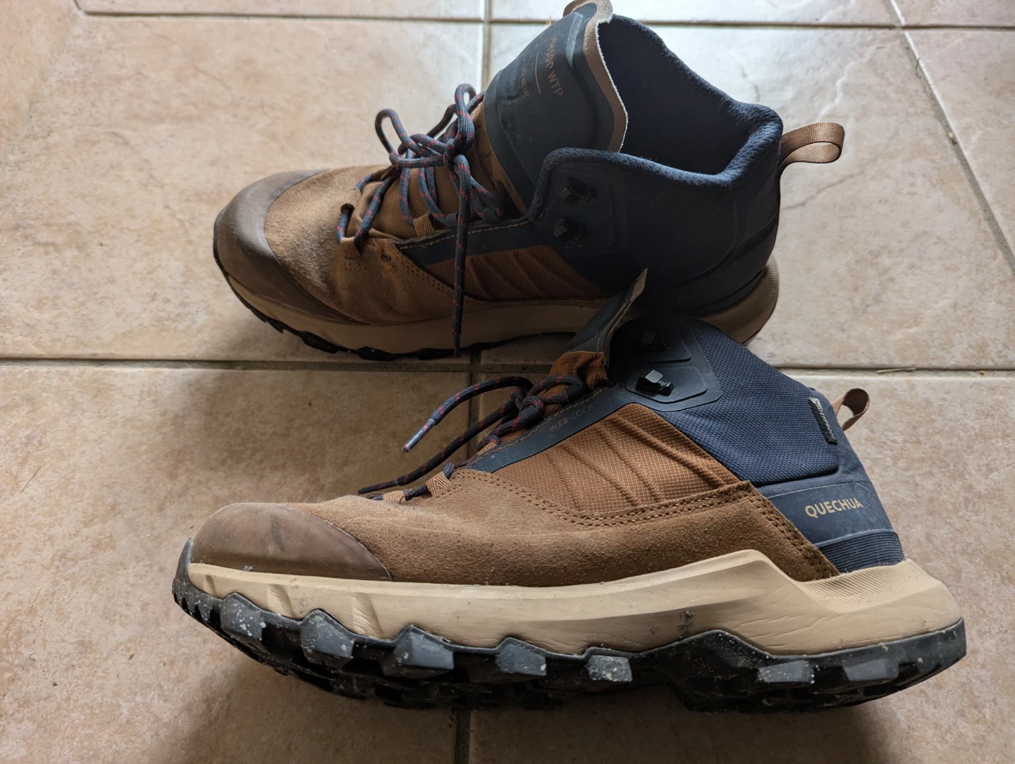 Quechua MH500 Hiking Boots size 9 - photo 2