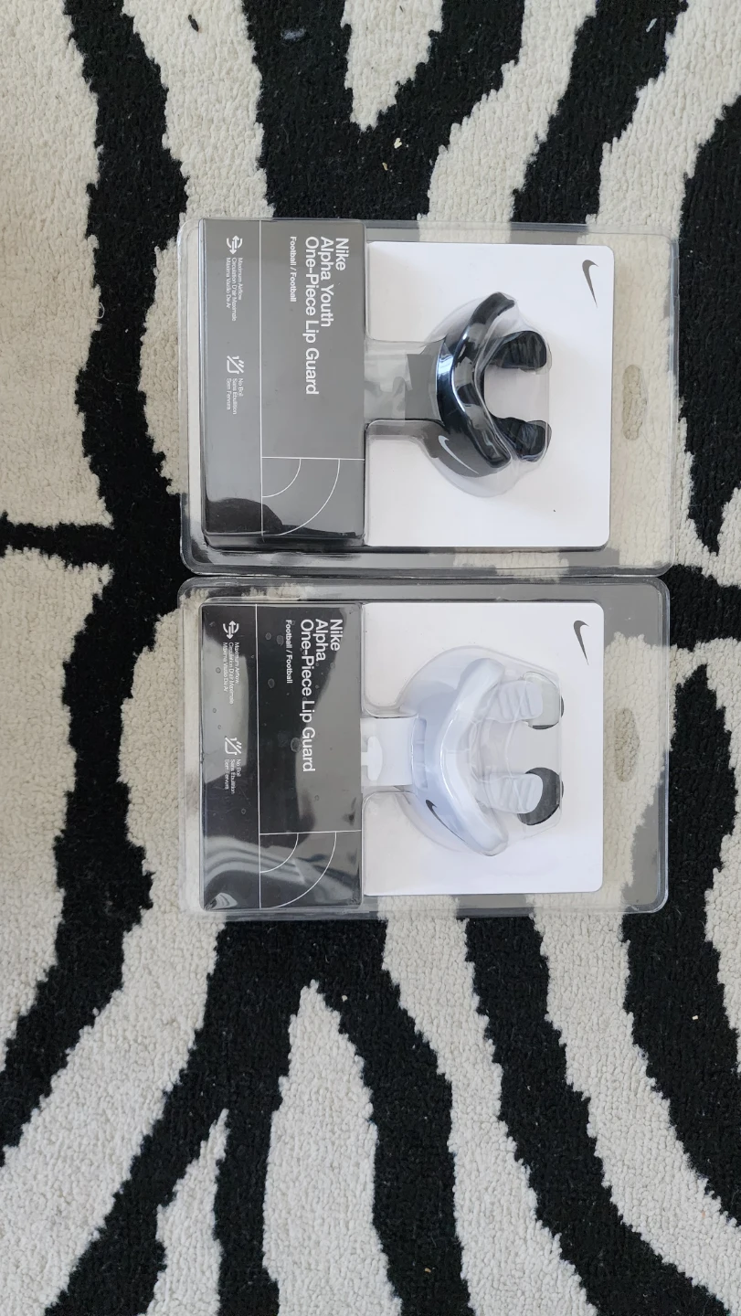 2 Nike Alpha Youth One-Piece Lip Guards