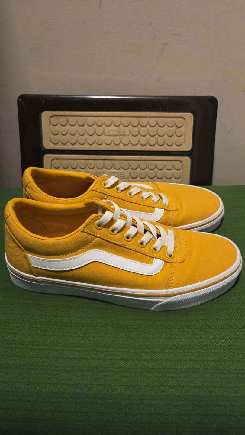 Vans Women's Yellow Canvas Shoes - photo 4