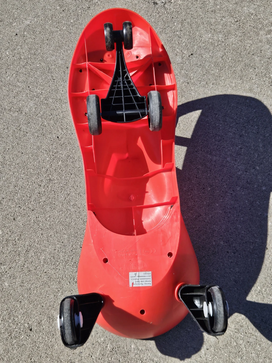 PlasmaCar ride-on toy in red - photo 2