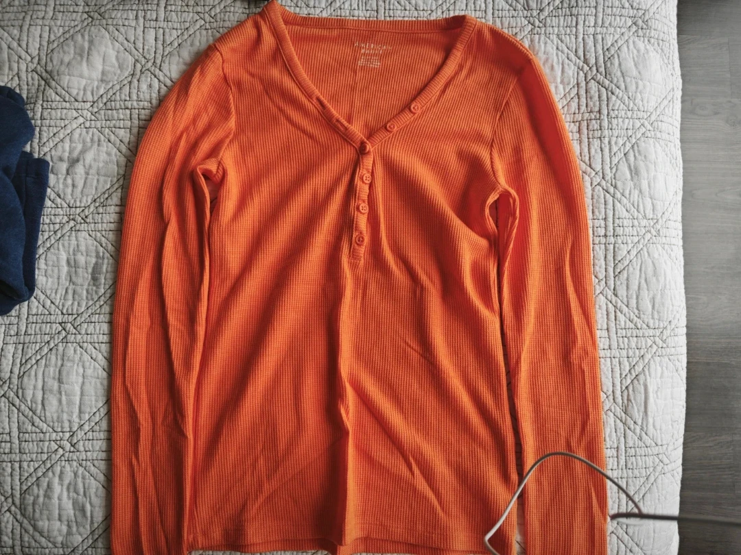 Long Sleeve Tops - photo 5