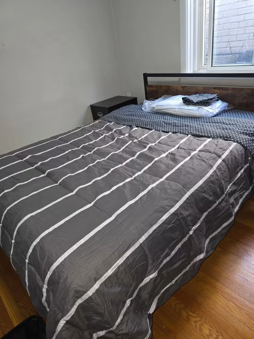 Room for rent ONLY FOR THE MONTH OF OCTOBER