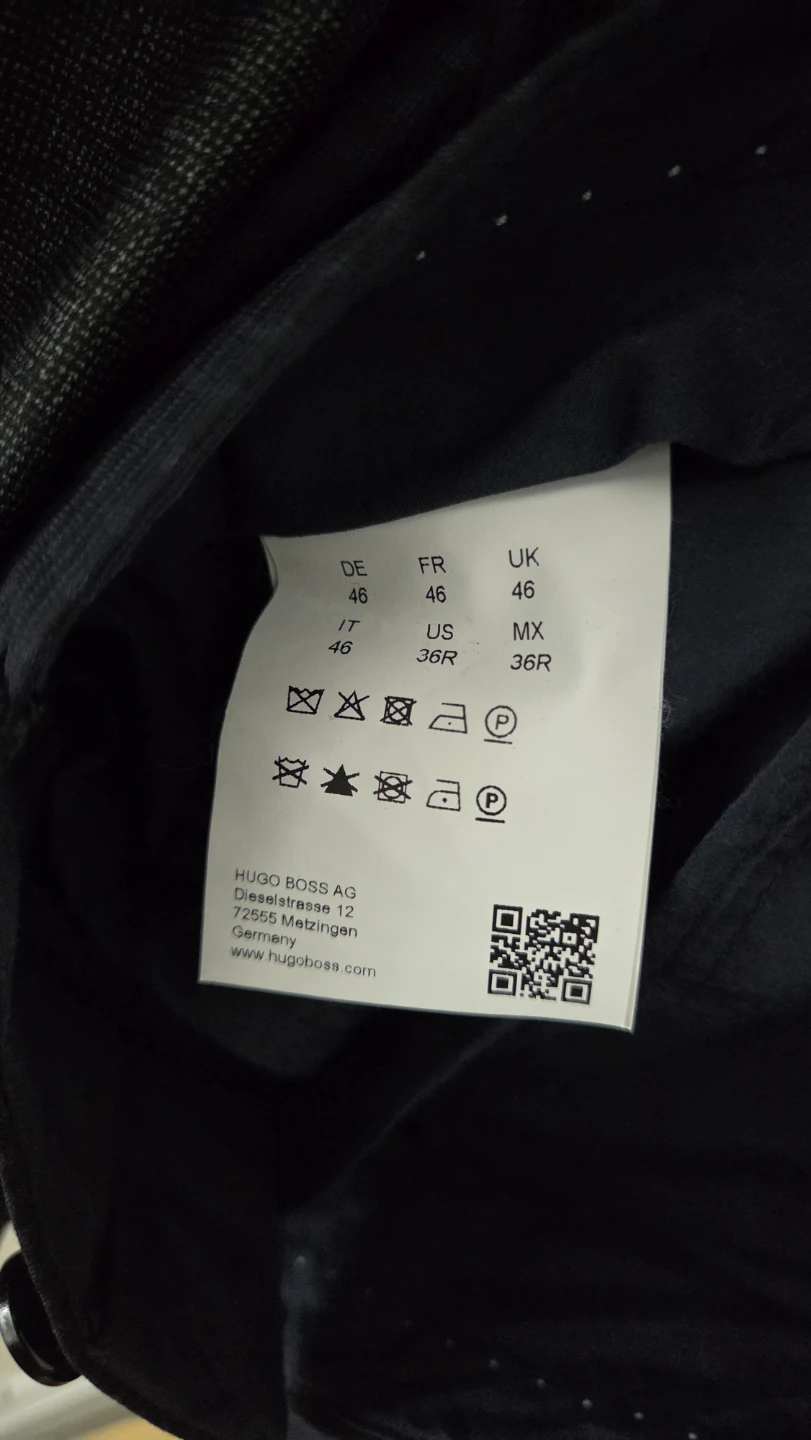 HUGO BOSS Suit Size 36R - photo 4