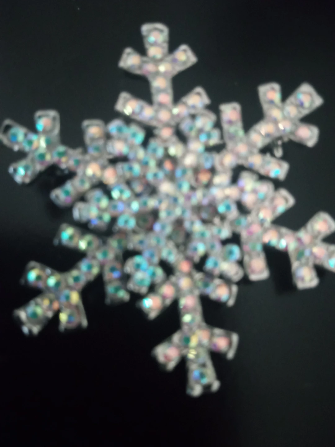 Sparkly Snowflake Brooch - photo 2