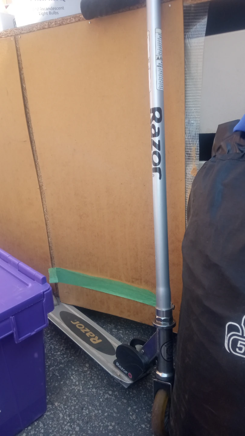 Razor kick scooter