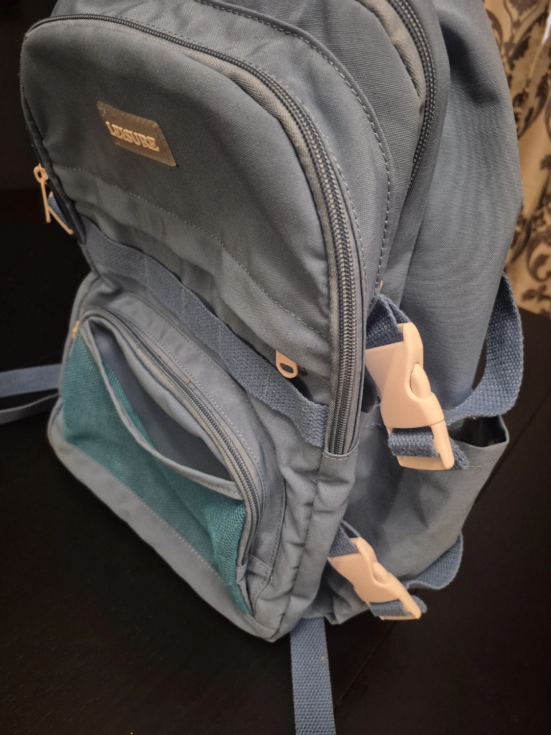 Leisure Backpack - Blue, great condition. - photo 4