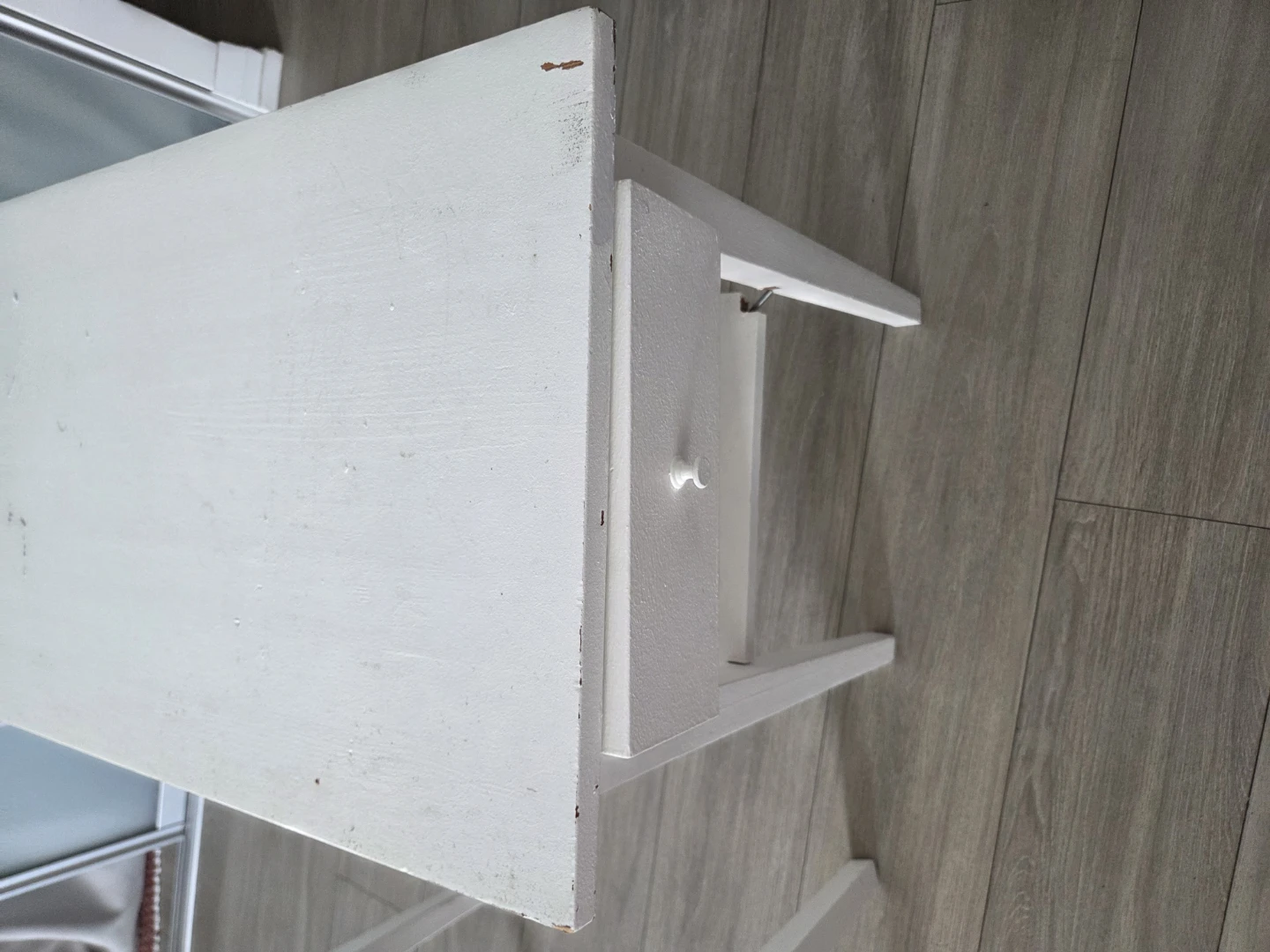 White Wooden End Table with Drawer - photo 2