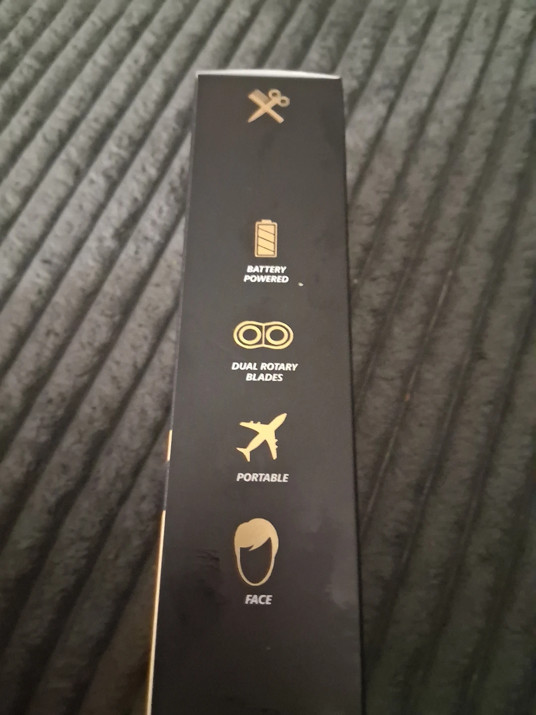 NEW Cutting Edge Dual Rotary Travel Shaver. - photo 3