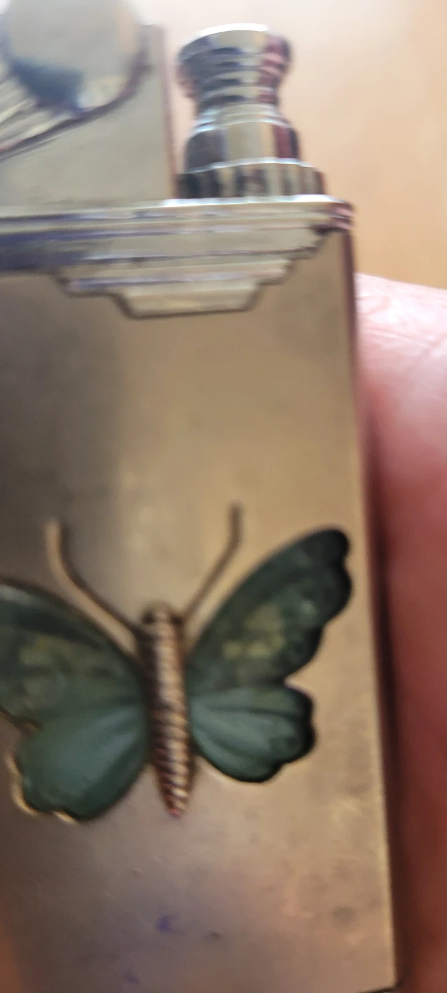 Vintage butterfly design metal lighter - photo 3