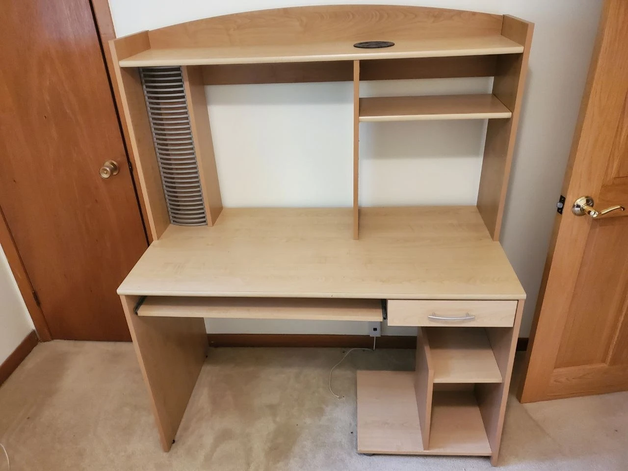 Computer Desk with Hutch - photo 4