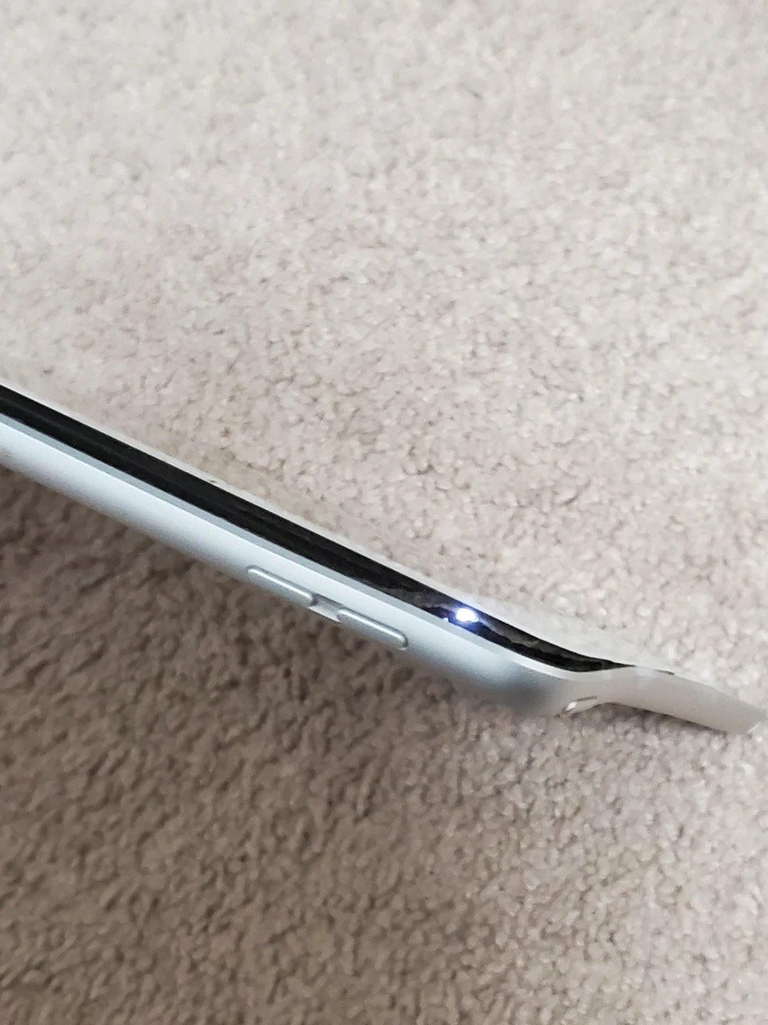 Apple iPad 8th Gen 32GB Silver - photo 3