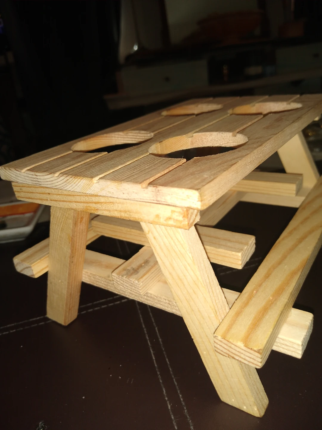 Small little picnic table for doing shots or liqueur - photo 4