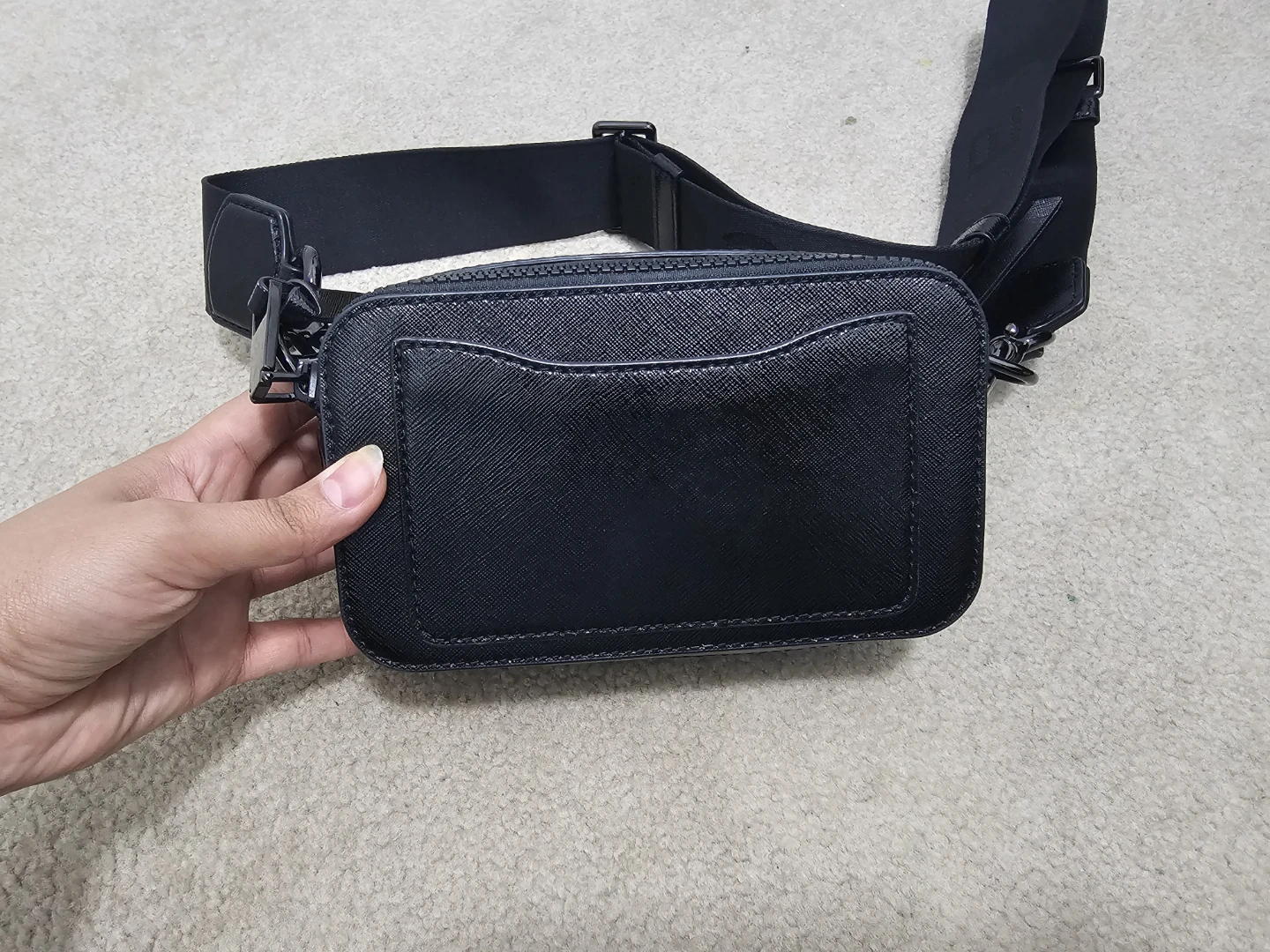 Authentic Marc Jacobs The Snapshot Camera Bag - PRICE FIRM - photo 3