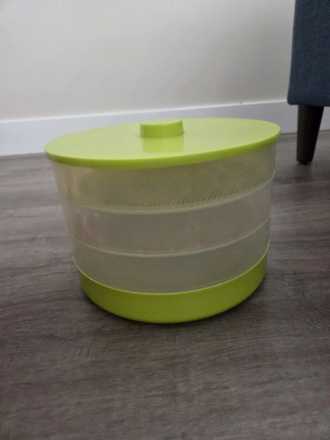 Three-Tiered Sprouting Tray Set