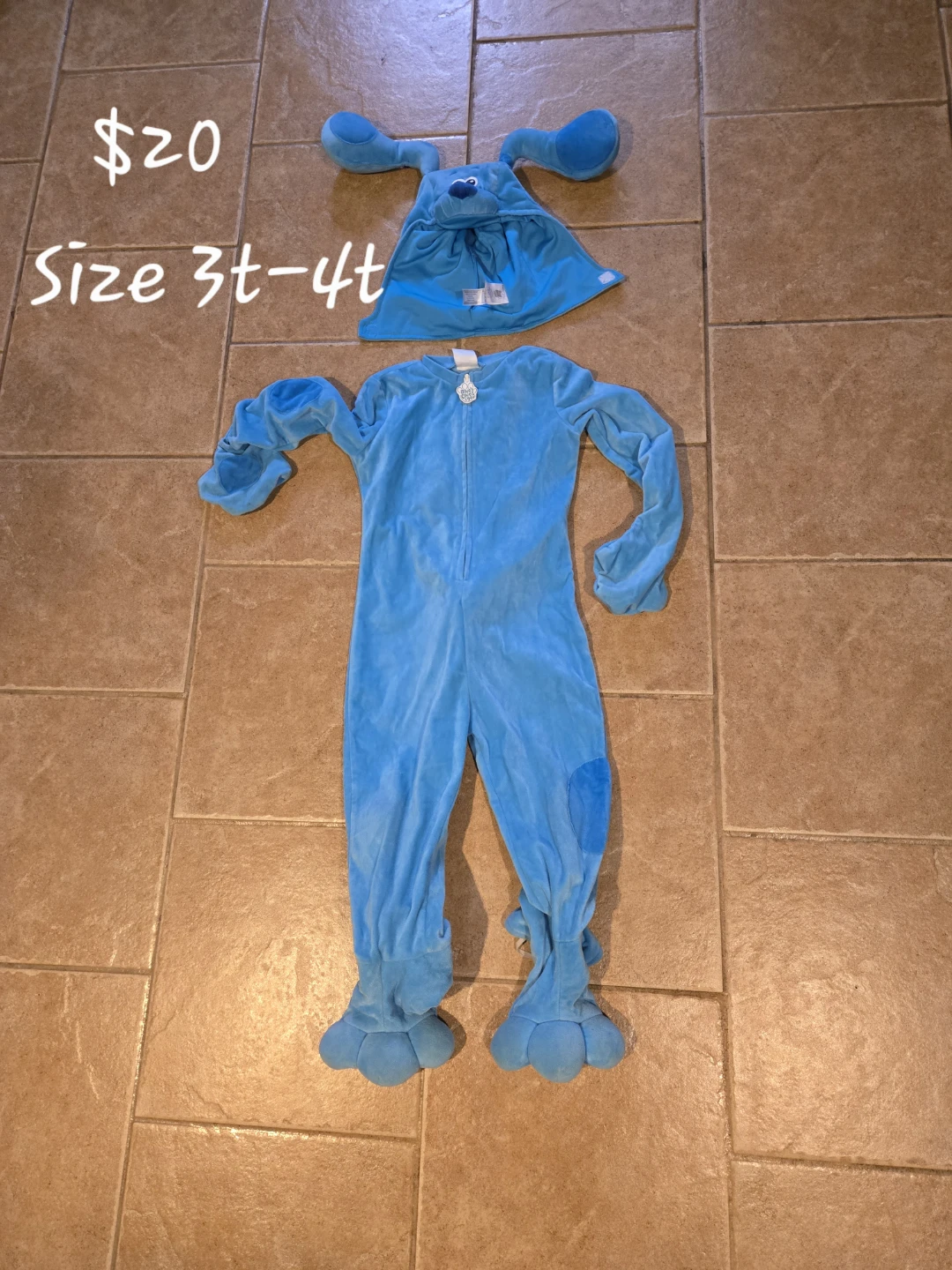 Selection of Kids Halloween Costumes - photo 4