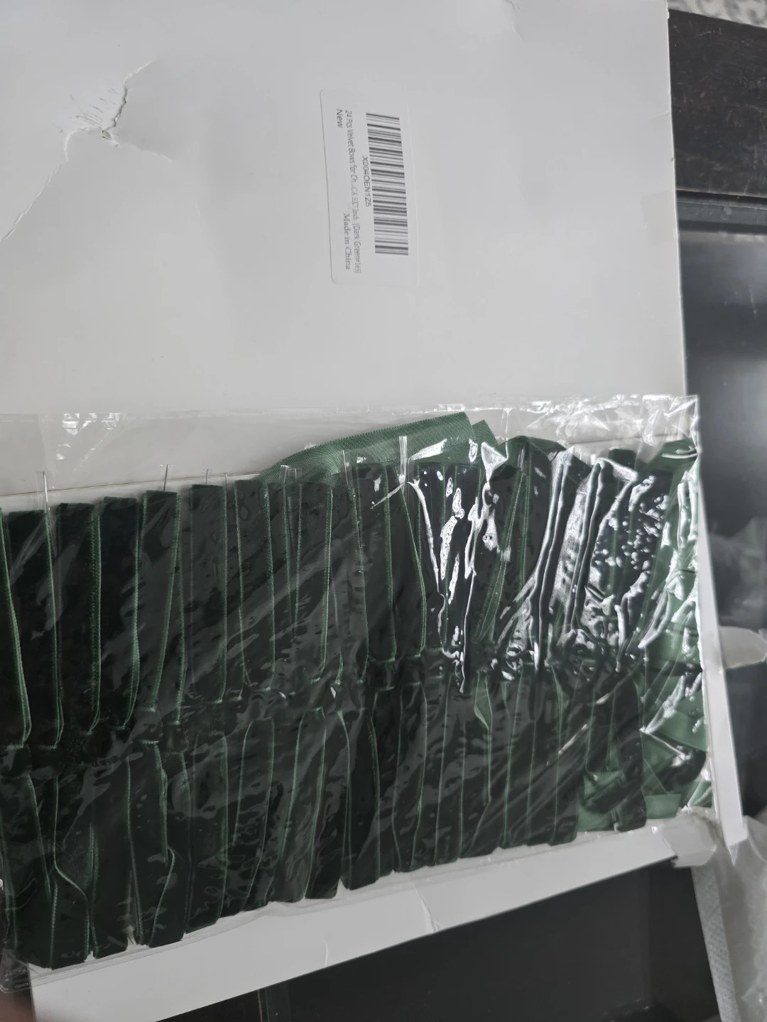 24 Dark Green Velvet Bows(2boxs) - photo 2