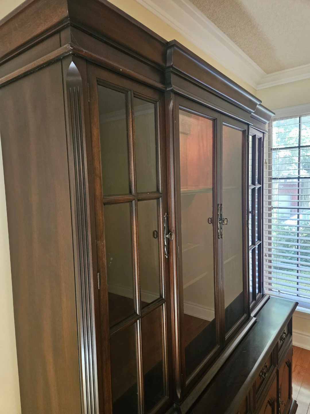 Gibbard Solid Mahogany China Cabinet - photo 3
