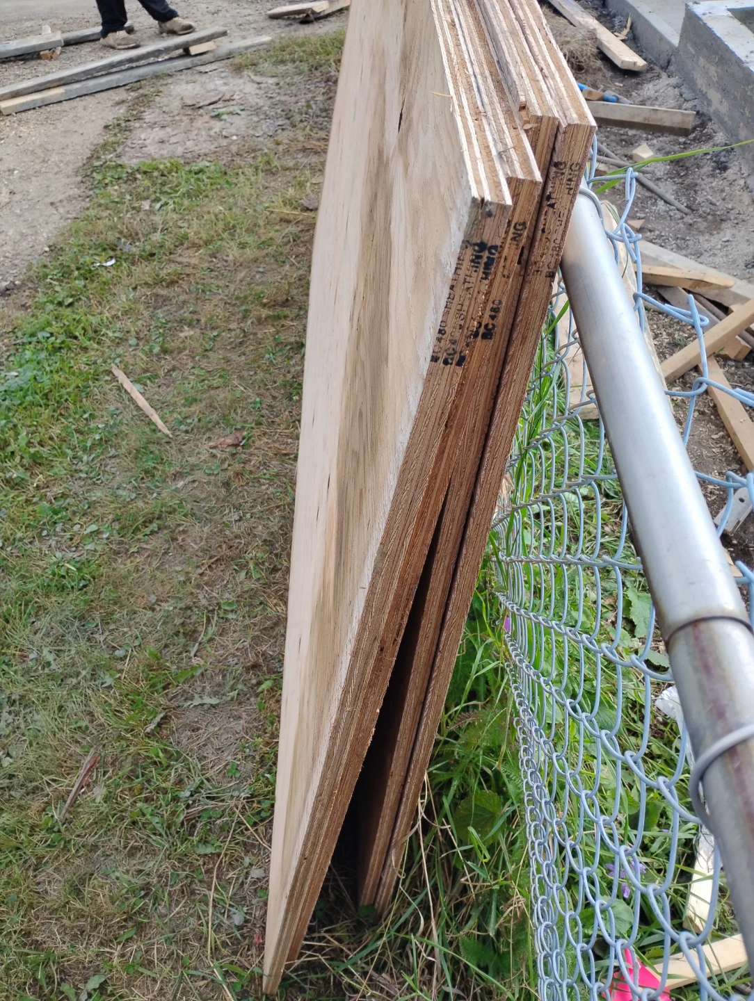 4 Sheets of Plywood Sheathing 3/4" - photo 3