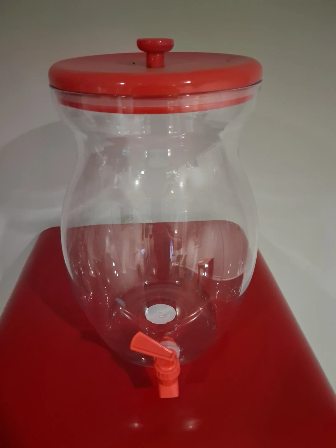 9 L Plastic Drink Dispenser