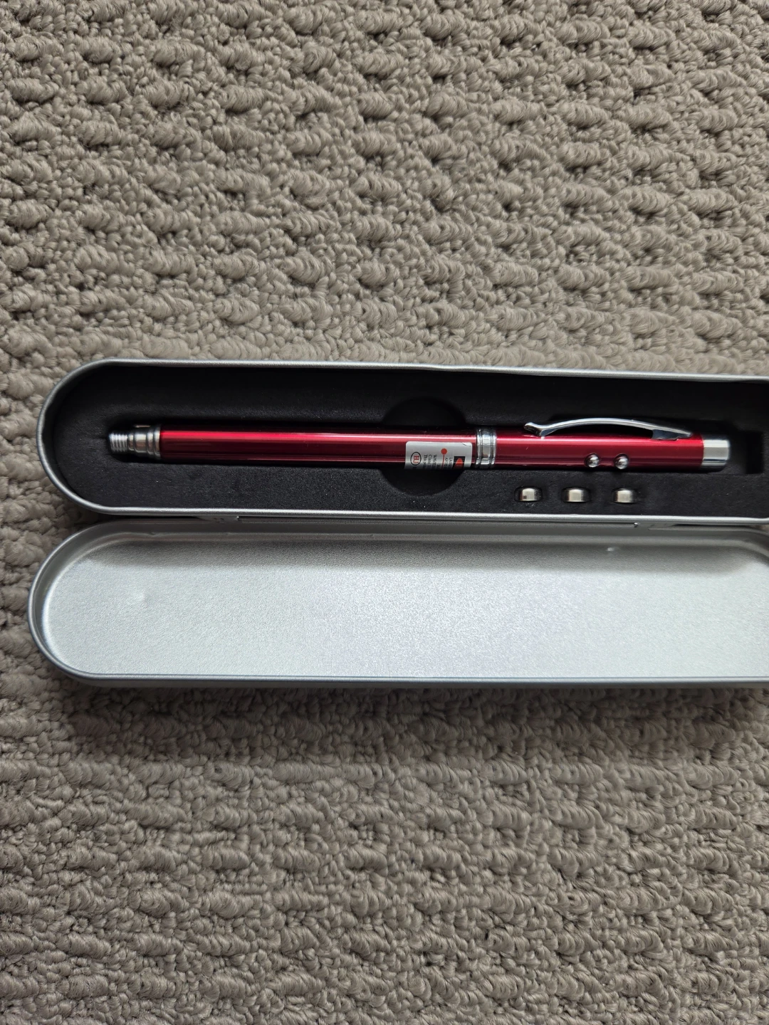 Red telescopic laser pointer