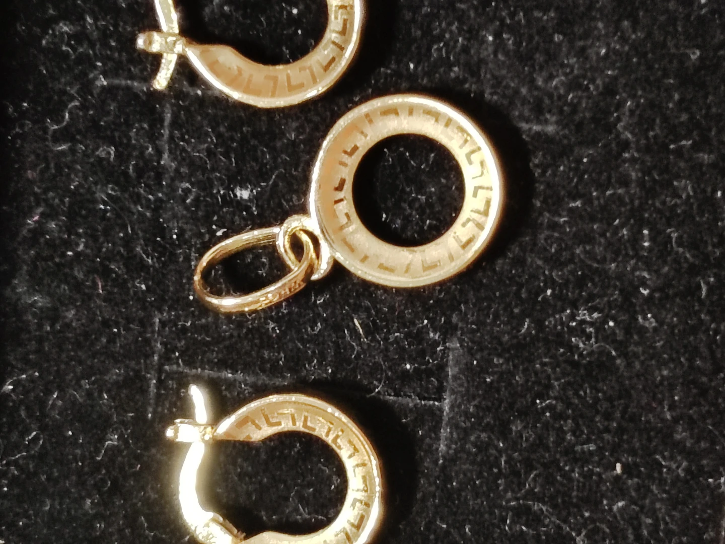 Gold Tone Hoop Earrings and Pendant Set - photo 3