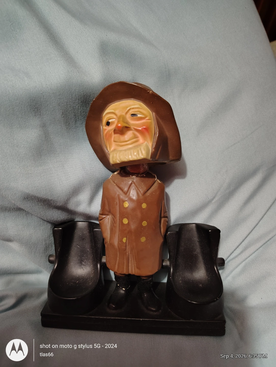 Vintage Fisherman Bobblehead Pipe Holder