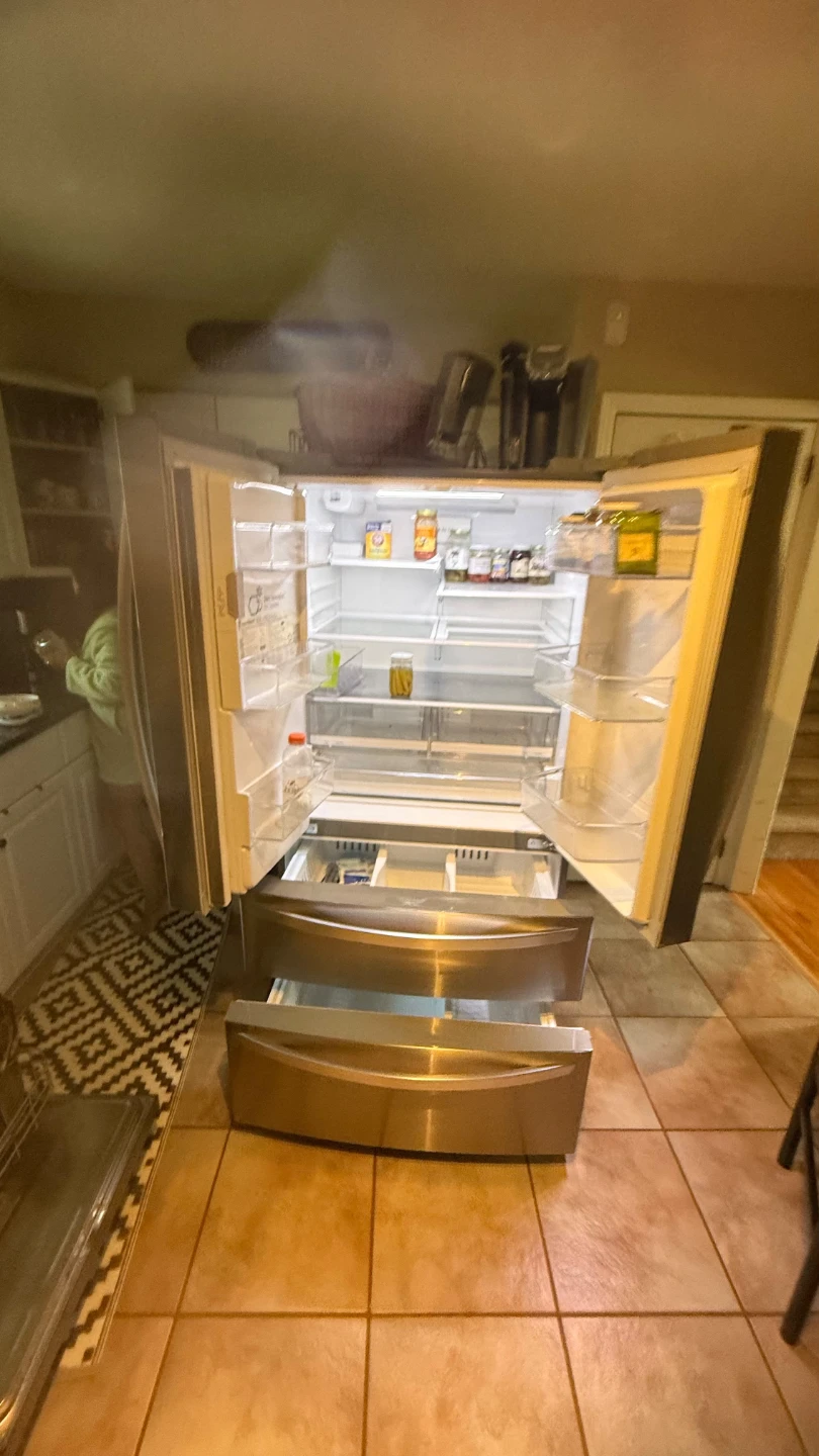 LG ThinQ French Door Refrigerator - photo 2