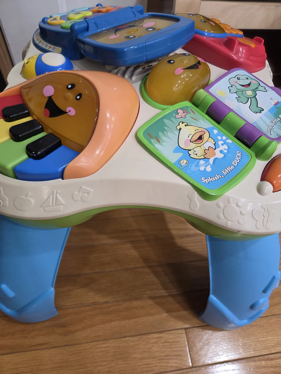 Fisher-Price Laugh & Learn Activity Table - photo 2