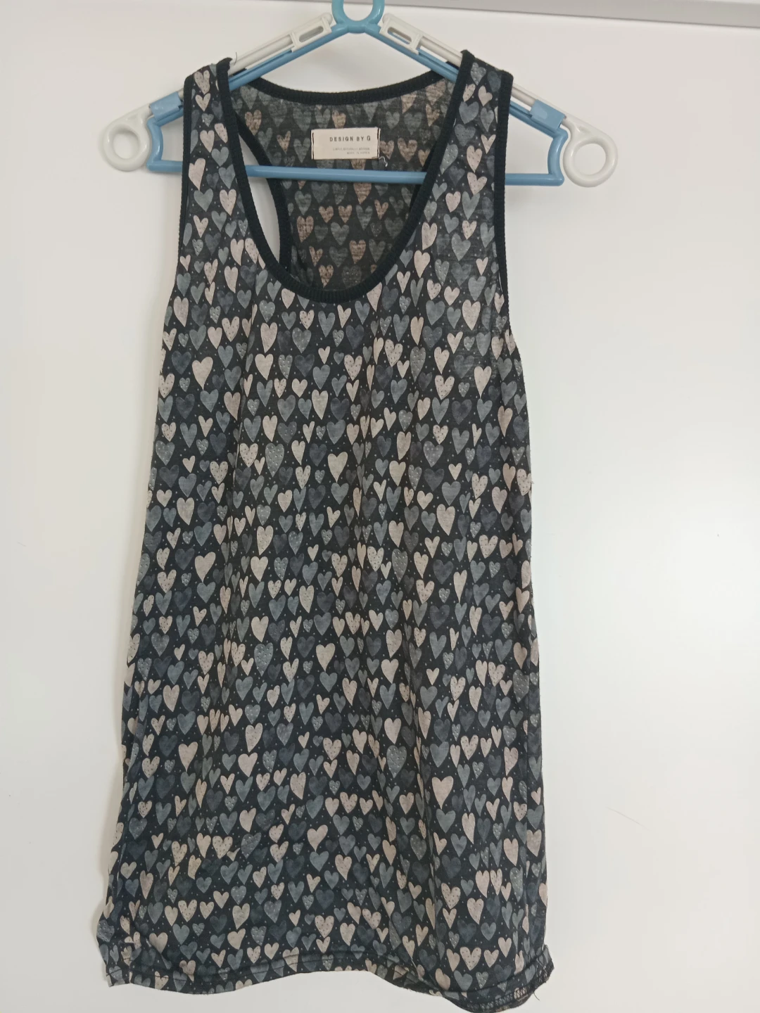 Design By G Heart Print Tank Top