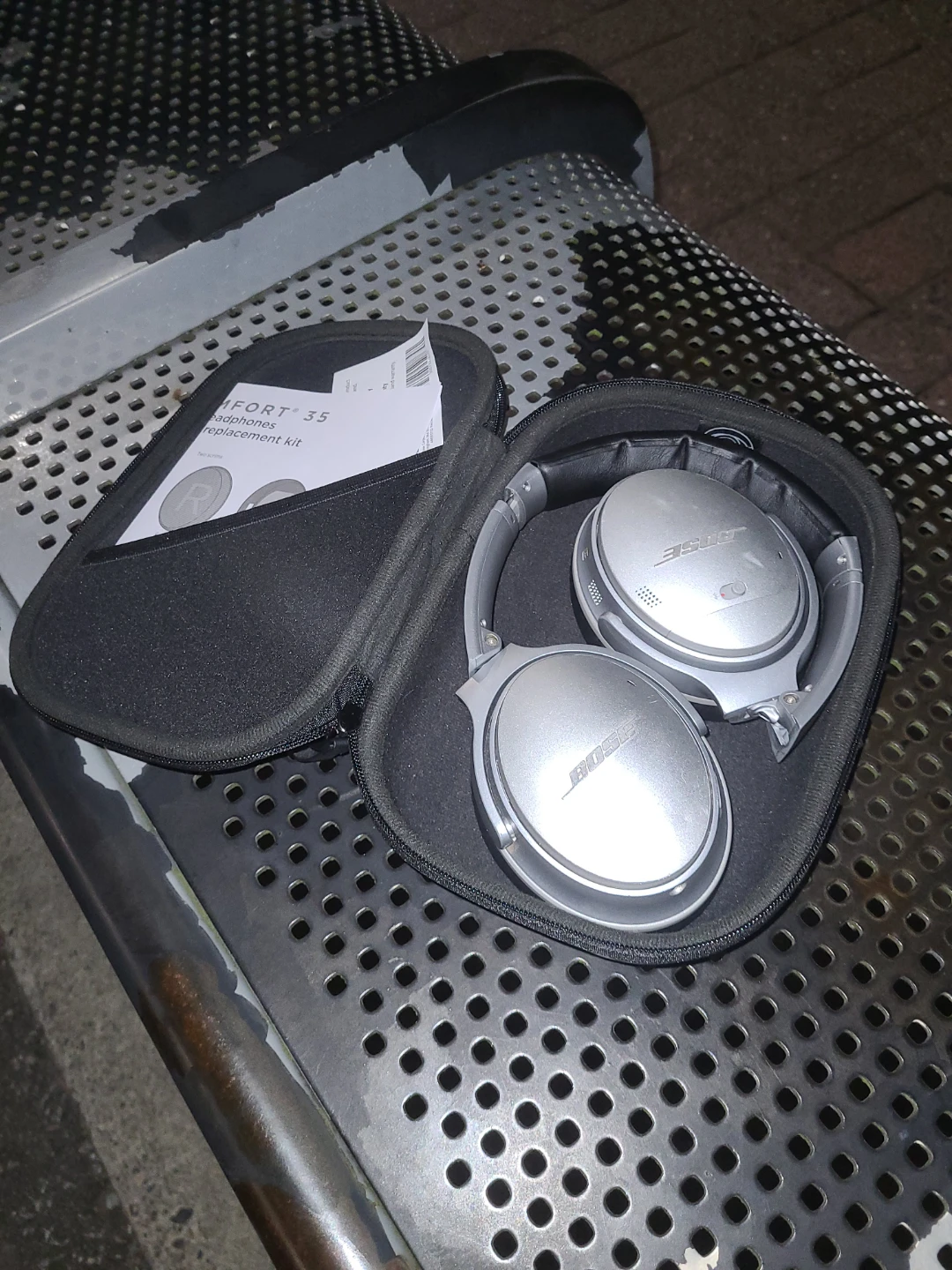 BOSE QC35ii headphones, all Brand new BOSE OEM  leather - photo 4