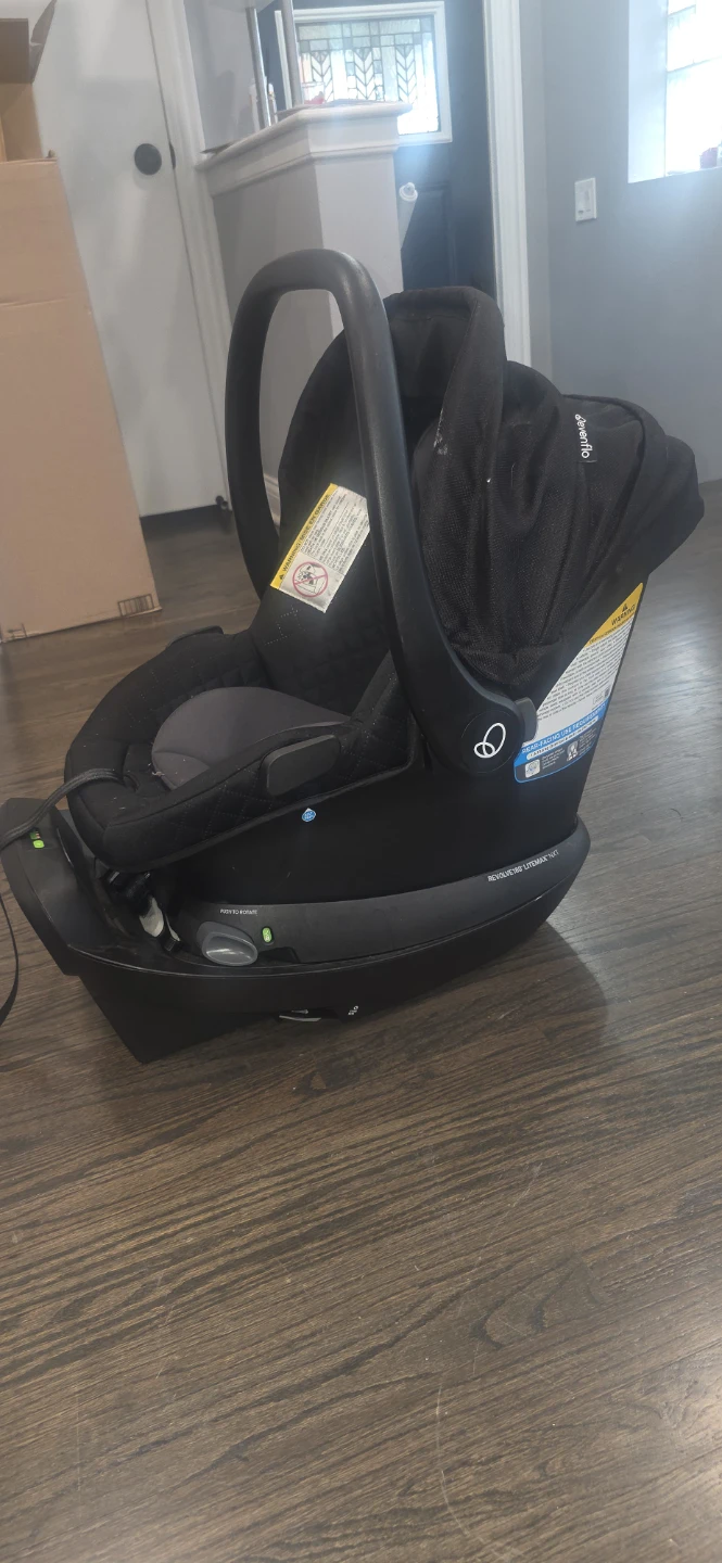 Evenflo Revolve360 Litemax Infant Car Seat - photo 3