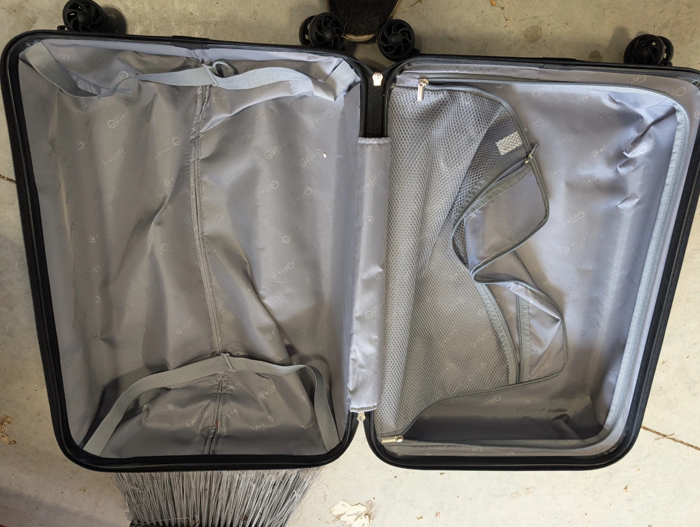 Red Hardside Carry-On Luggage - photo 3
