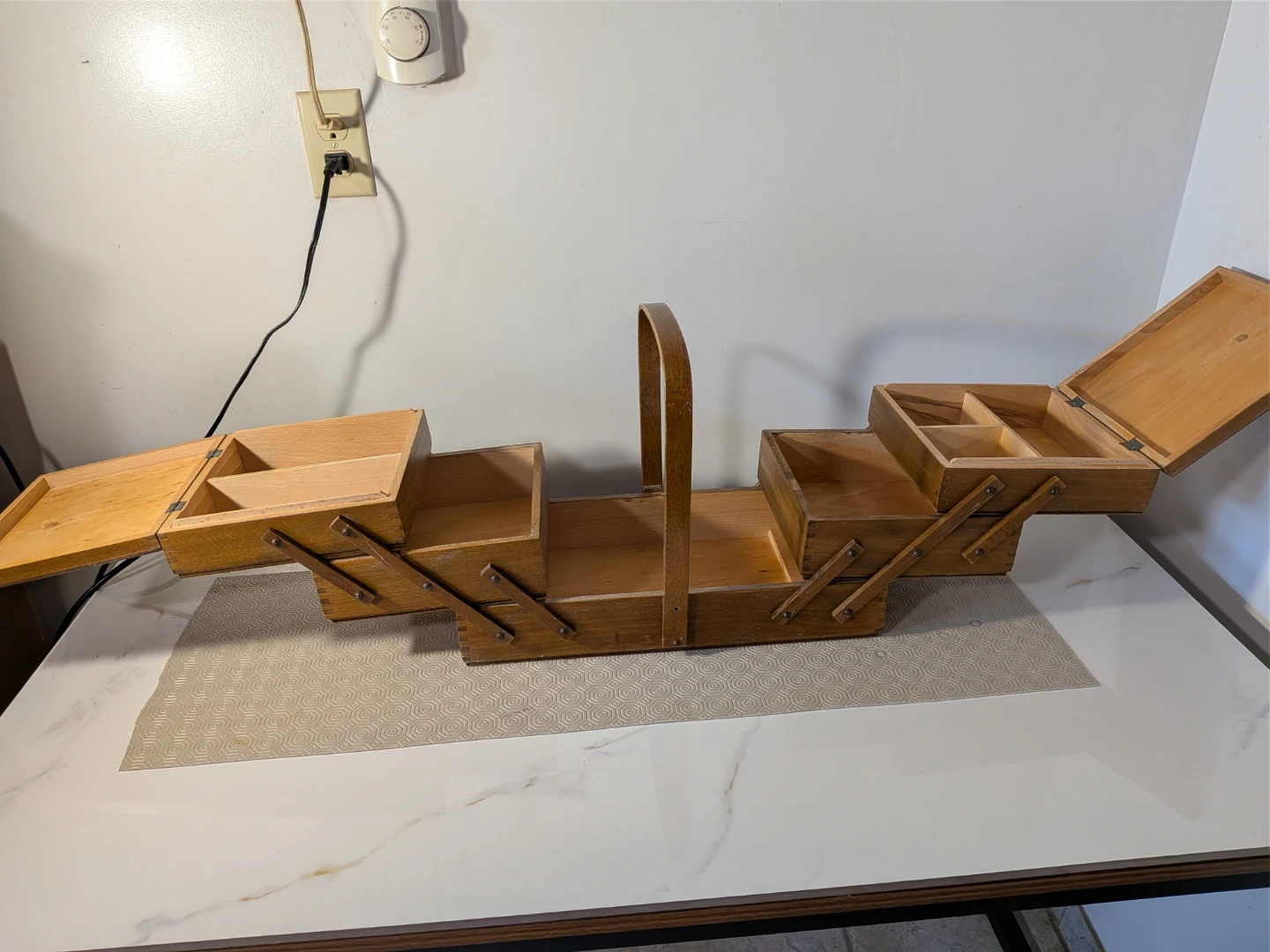 Wooden Cantilever Sewing Box - photo 3