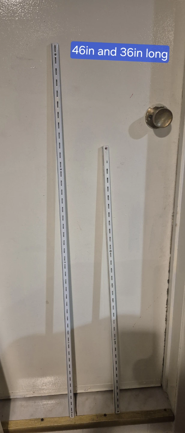 Rubbermaid Single Track Uprights - 46" and 36"