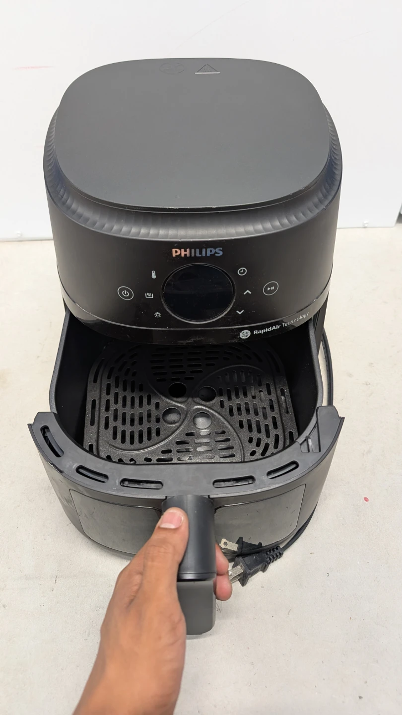 Philips RapidAir Technology Air Fryer - photo 2