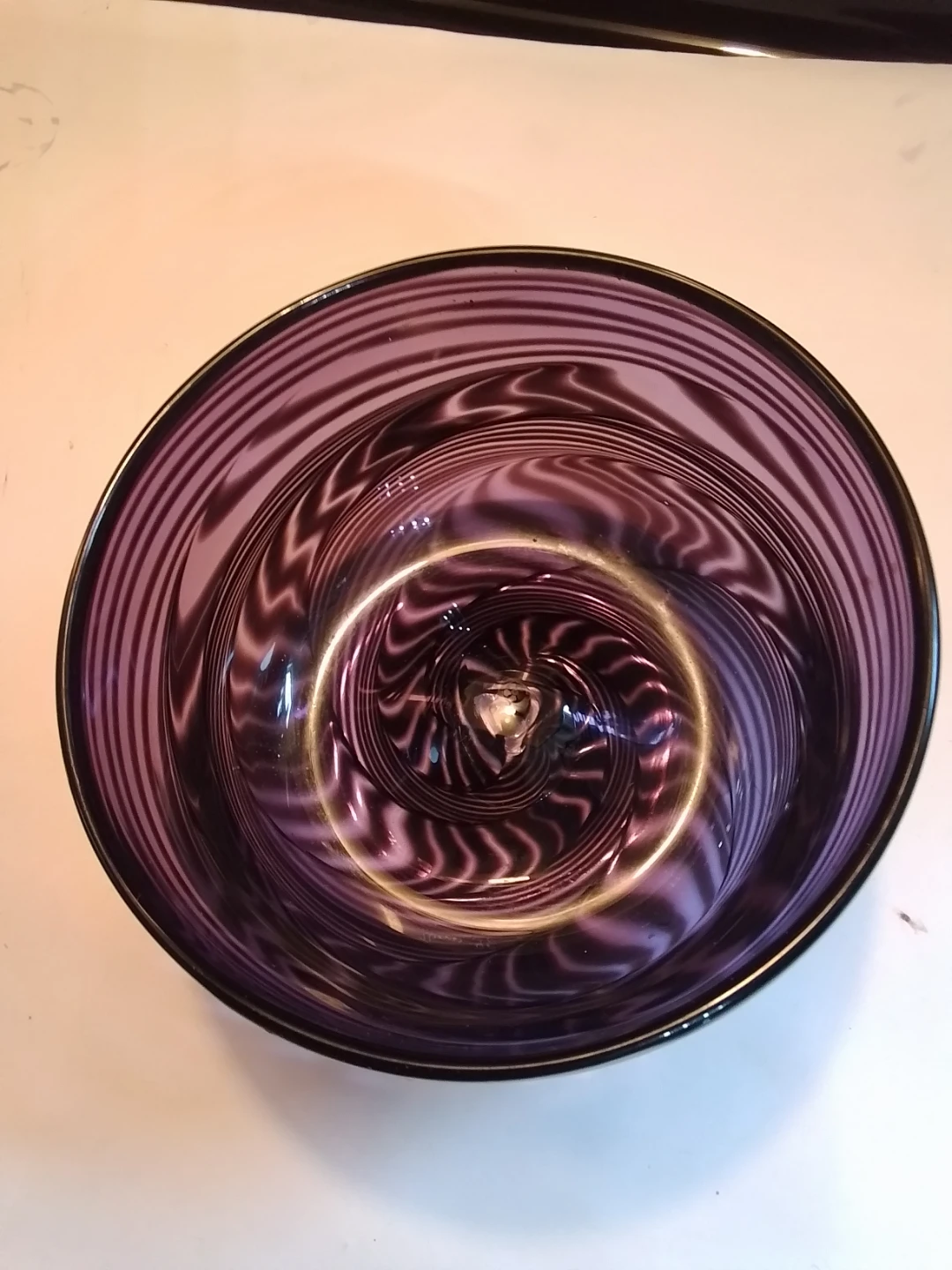 Signed Thorn Glass Studio 1998 Hand Blown Purple Spiral - photo 3