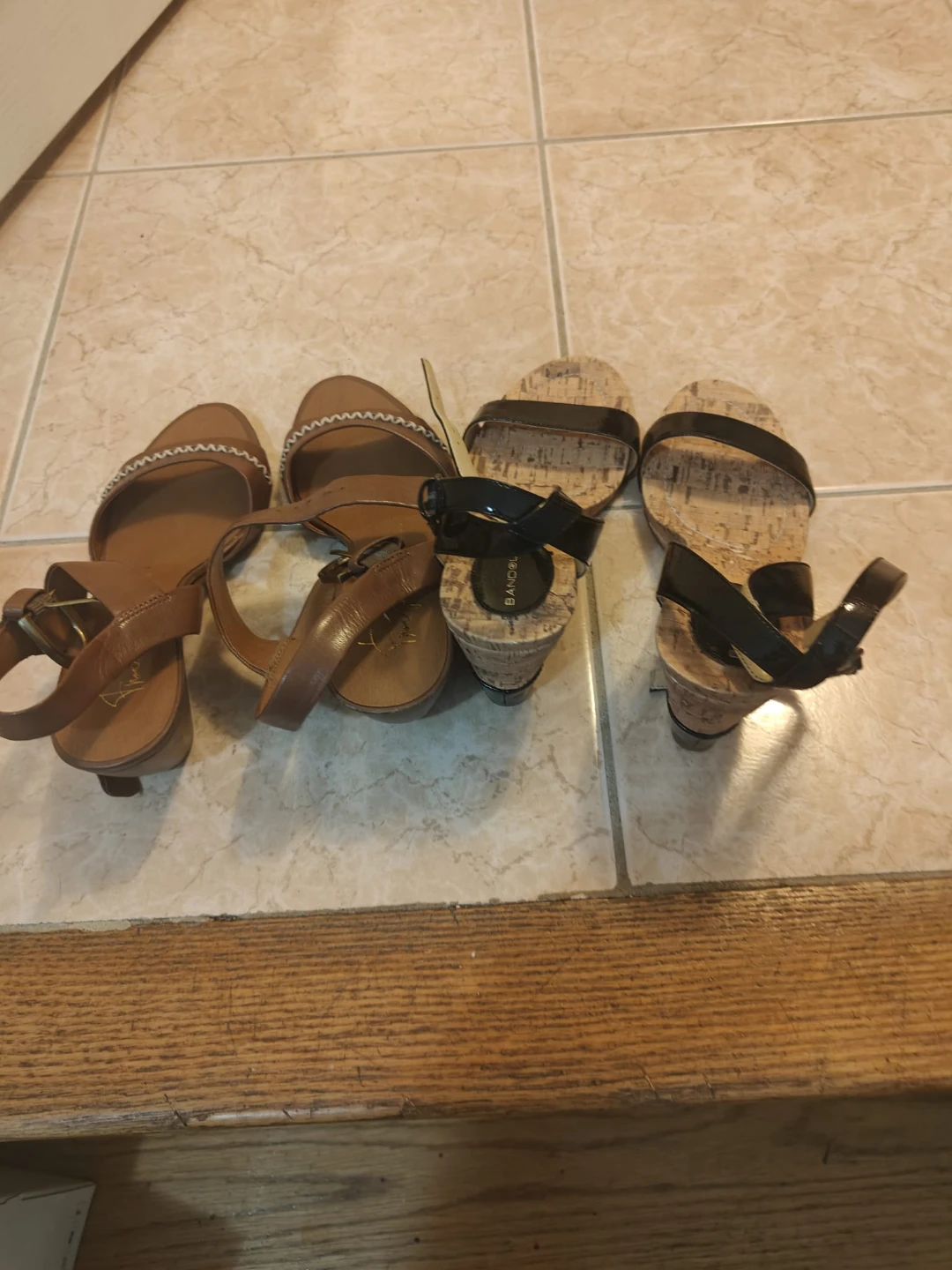 Two Pairs of Women's Sandals - photo 2