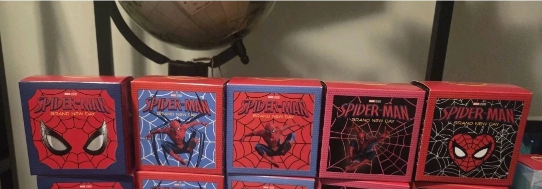 Mcdonalds Spiderman brand new day lot of 5