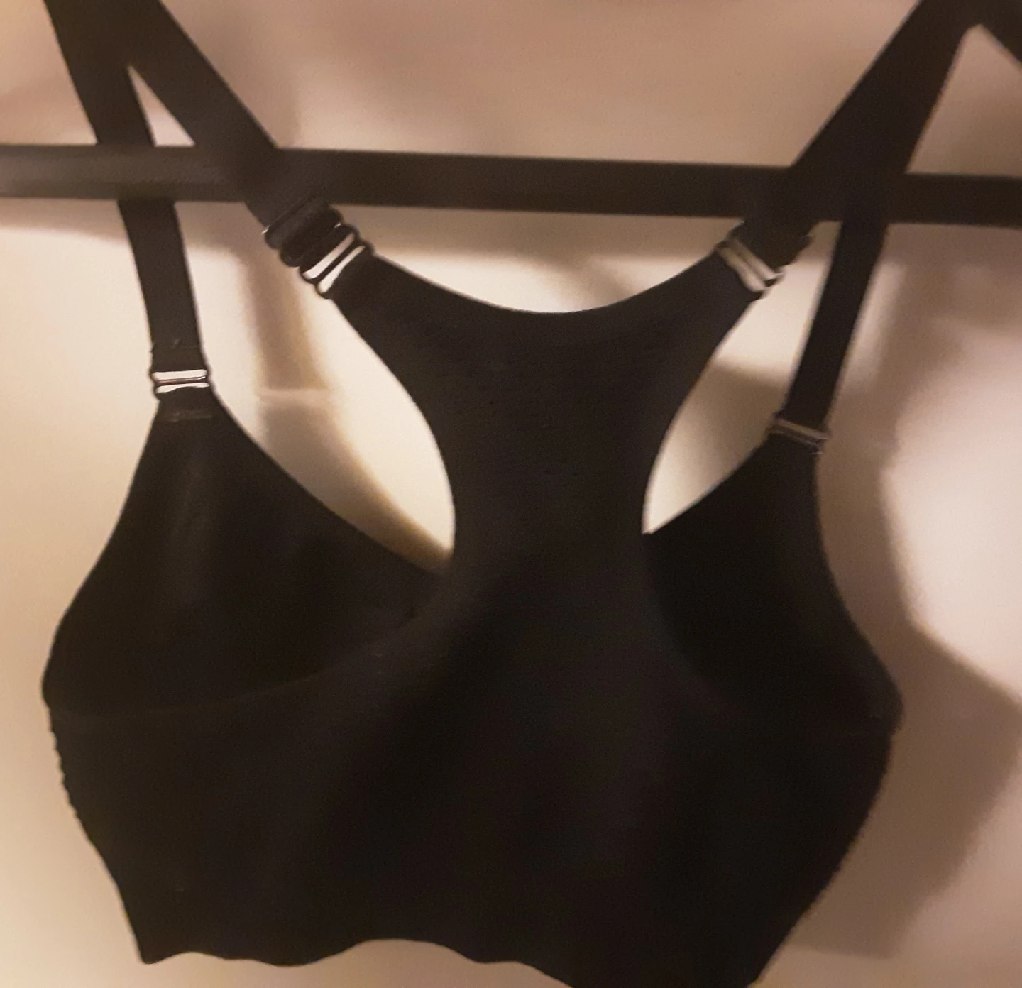 Lululemon Women's Sports Bra - photo 2