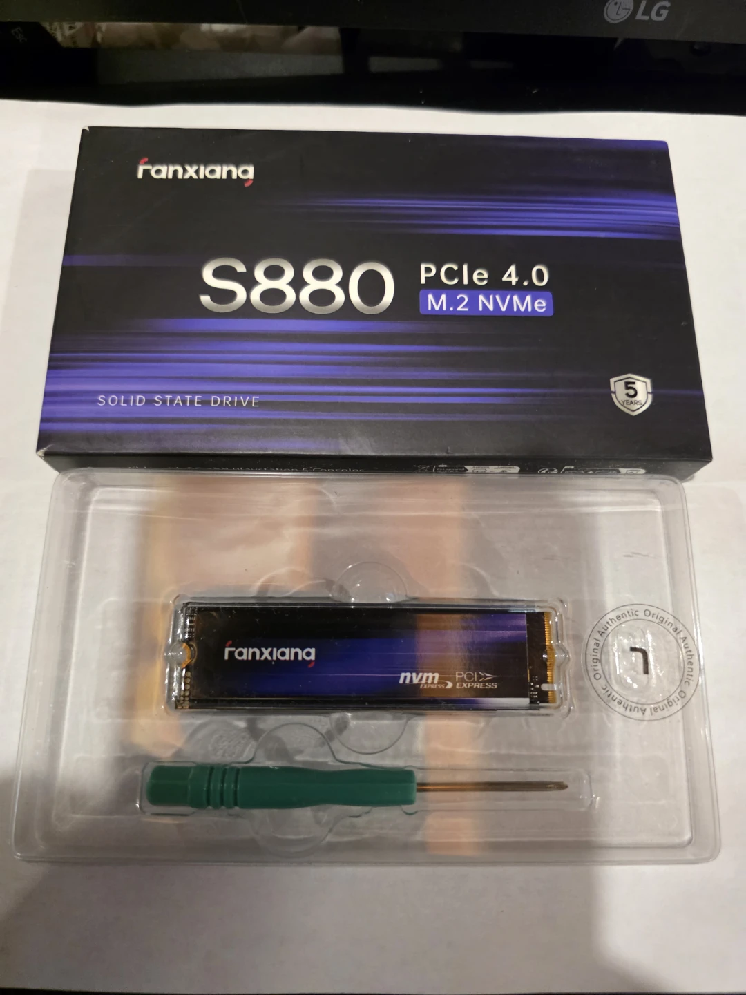 Fanxiana 2 TB S880 PCIe 4.0 M.2 NVMe Solid State Drive