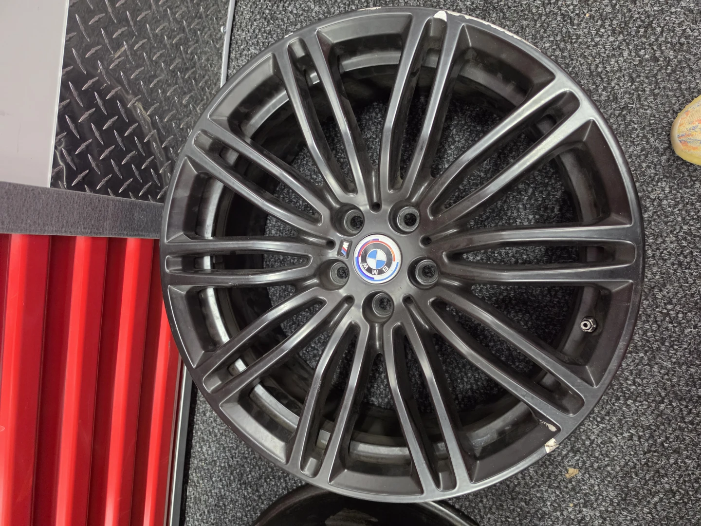 Set of 3 BMW 19-inch Alloy Wheels - photo 2