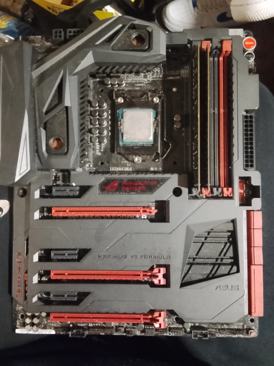 ASUS Republic of Gamers Maximus VII Formula Motherboard - photo 3