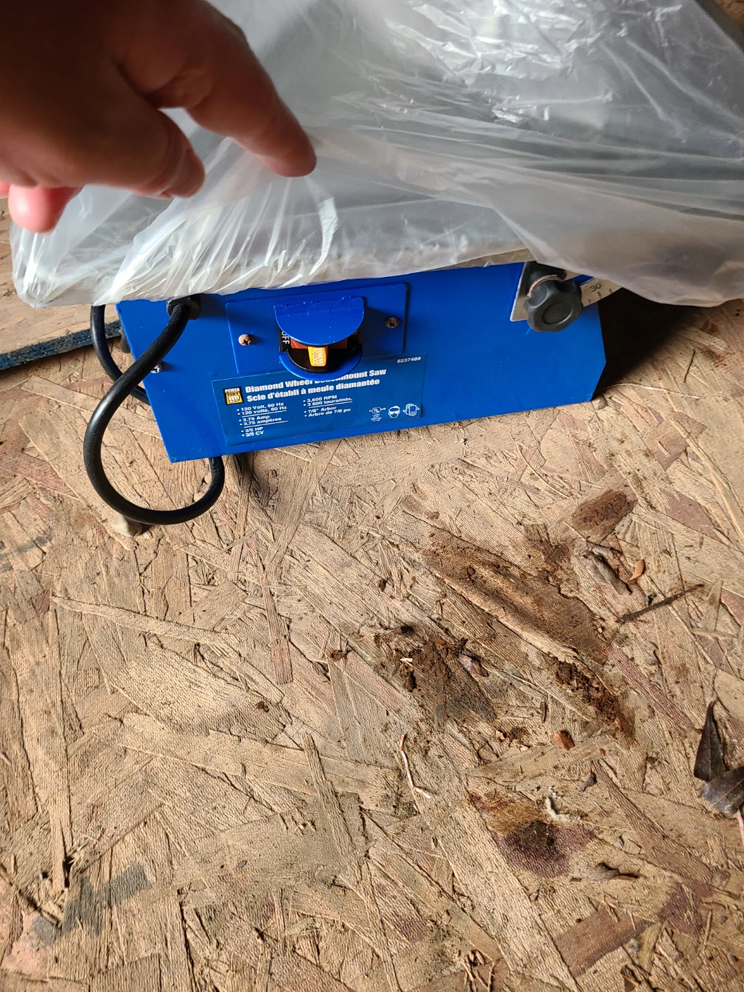 Diamond Wheel Benchmount Saw - photo 2