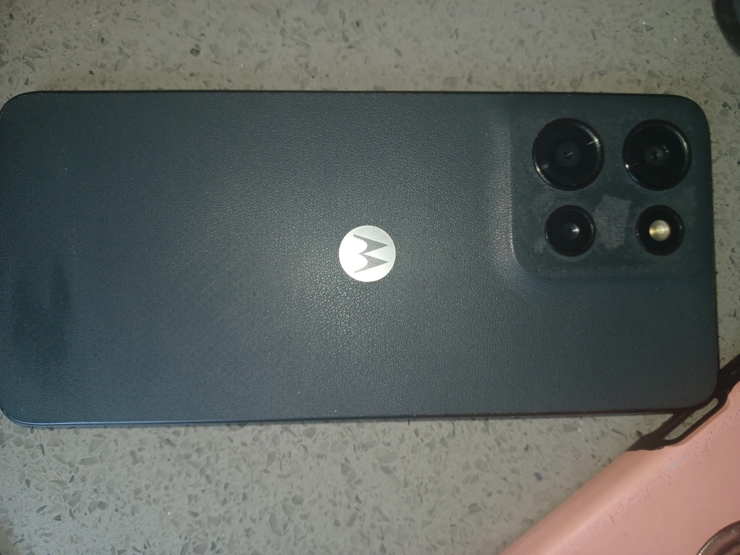 Motorola Moto G 2025 Smartphone - photo 2