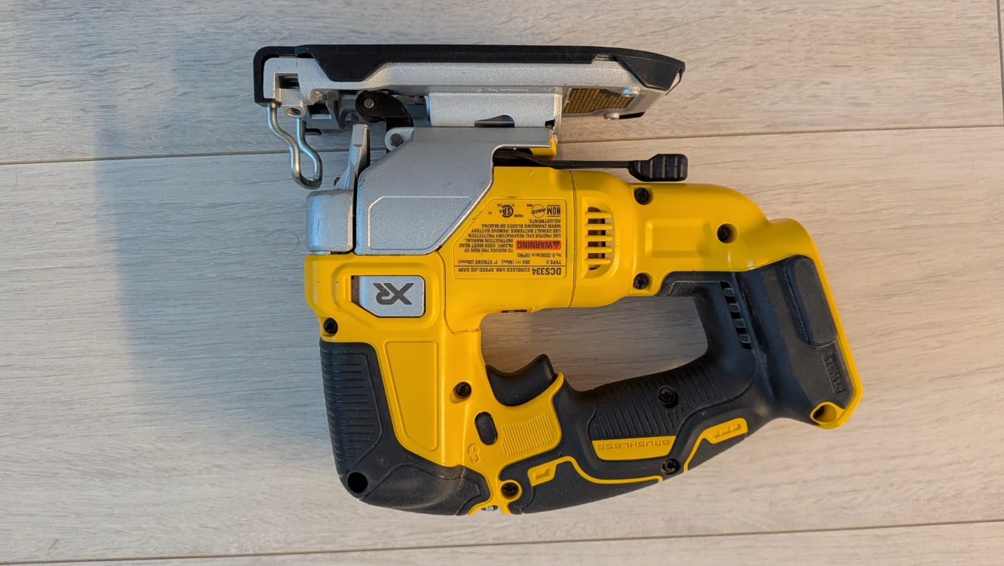 DeWalt 20V XR Cordless Jig Saw DCS334 - photo 2