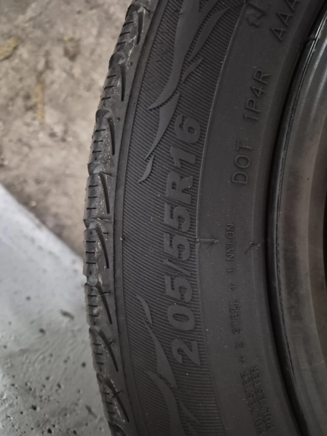 Tires and rims 16" 205/55r16 off a Nissan leaf