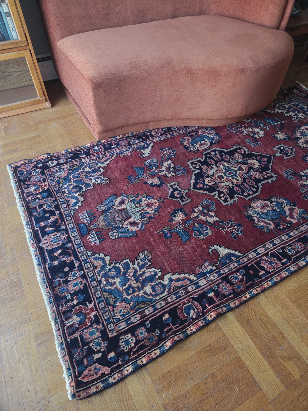 Authentic Hamedan Hand-Knotted Persian Area Rug - photo 2
